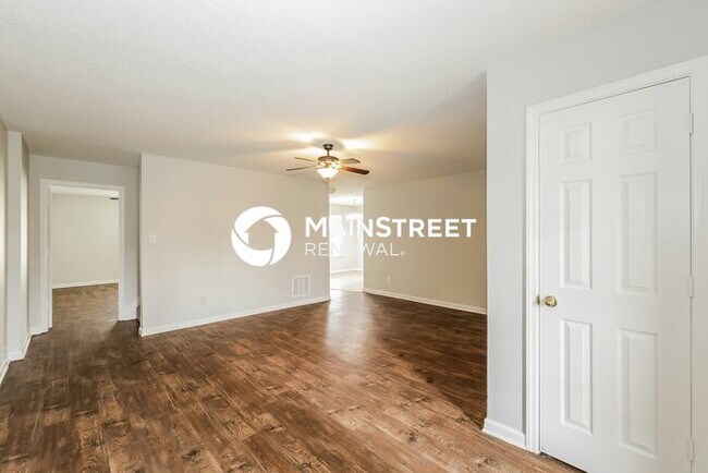 Foto del edificio - 3 Bedroom Pet-Friendly Home in Memphis, TN with Main Street Renewal