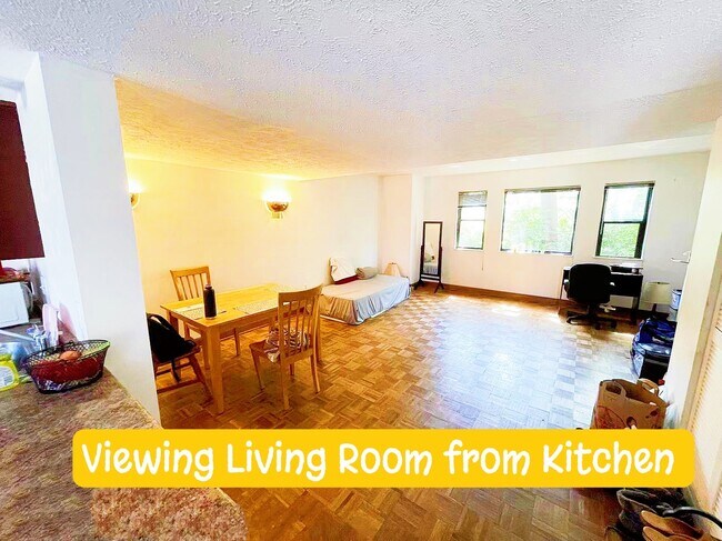 Foto del edificio - 3263 Kennett Sq