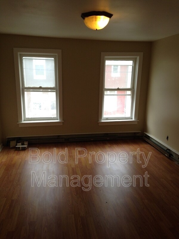 1043 Muhlenberg St, Reading, PA 19602 House Rental in Reading, PA