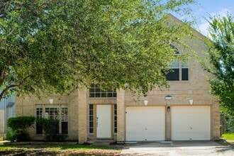 Building Photo - 17116 Valley Glen Rd