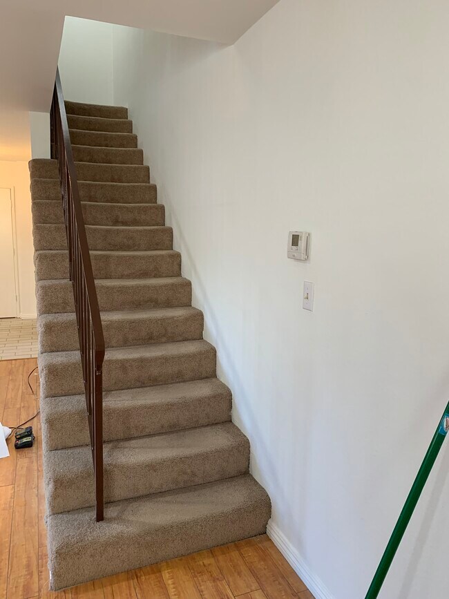 Staircase - 10916 Landale St
