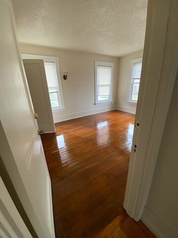 Building Photo - 1415 Themis St