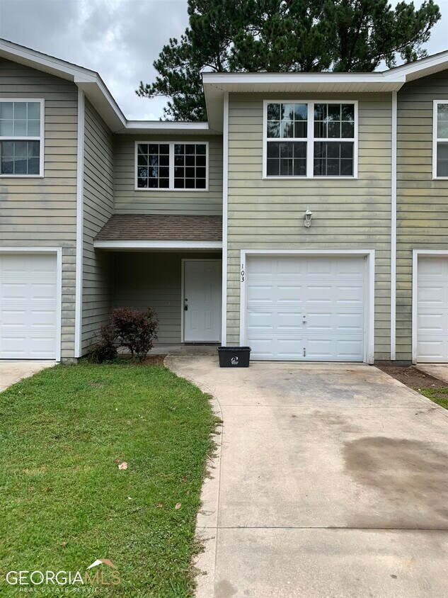 103 Deep Bay Cir, St. Marys, GA 31558 Townhome Rentals in St. Marys