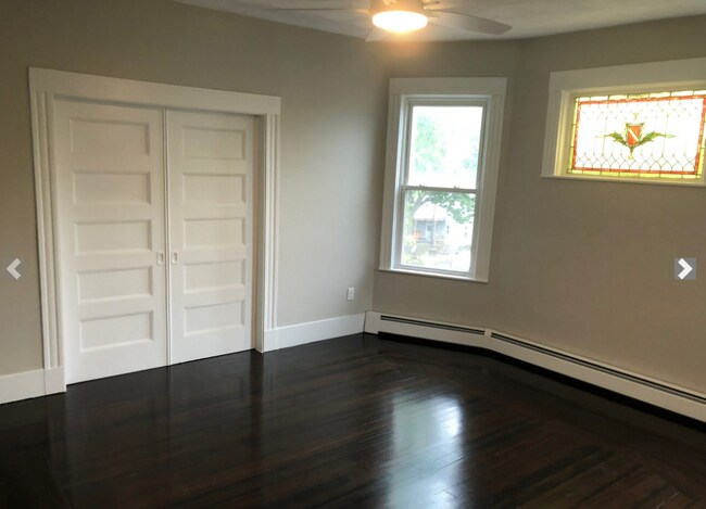 Foto del edificio - 160 Holland St