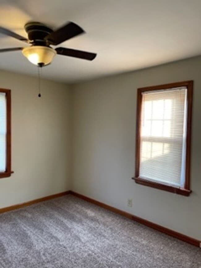 Foto del edificio - Great Springfield Location! 2 Bed / 1 Bath