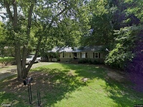 Building Photo - 908 Moss Hill Dr