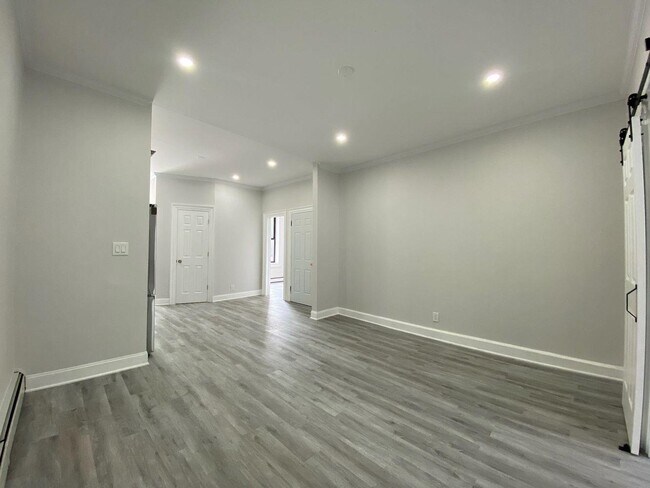 Foto del edificio - 338 2nd St
