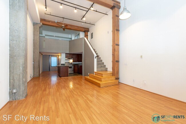 Building Photo - 461 2nd St