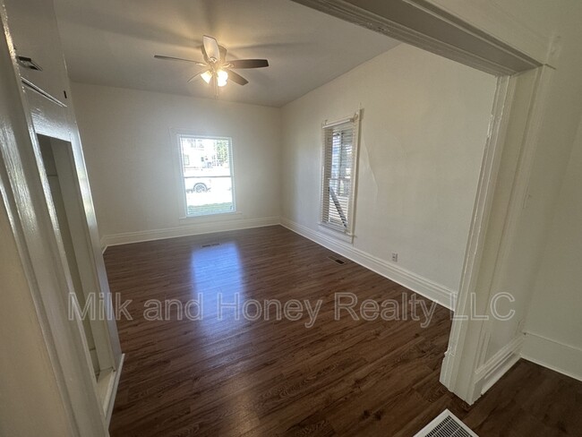 Building Photo - 509 E Harrison Ave