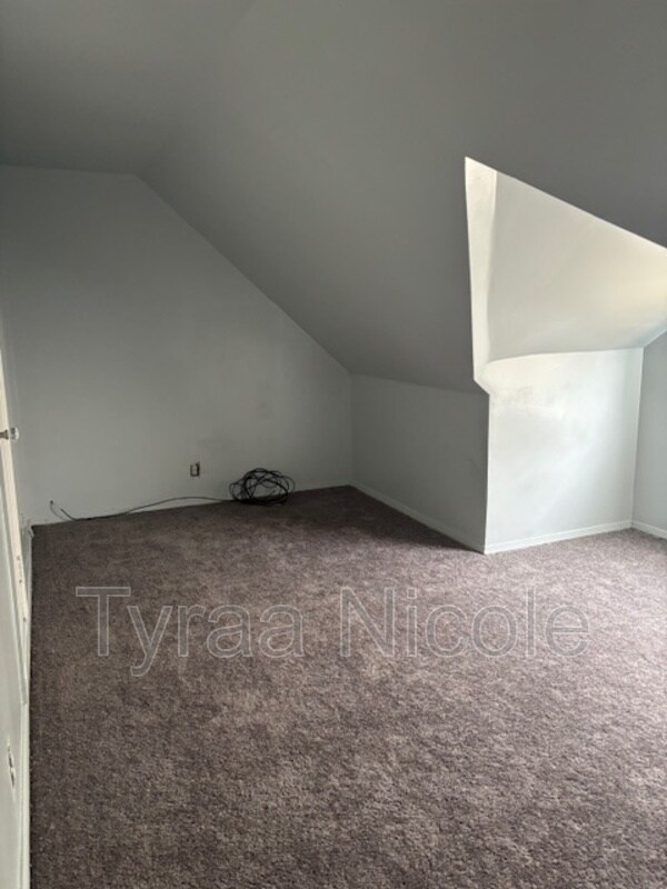Foto del edificio - 21604 Moross Rd