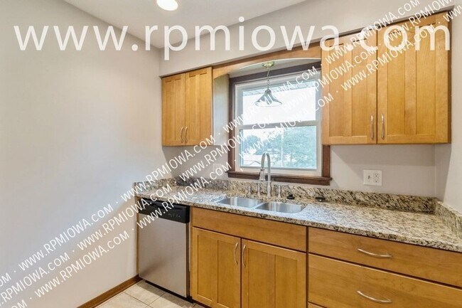 Foto del edificio - RANCH HOME IN ANKENY!! 3 Bed, 1 Bath home ...