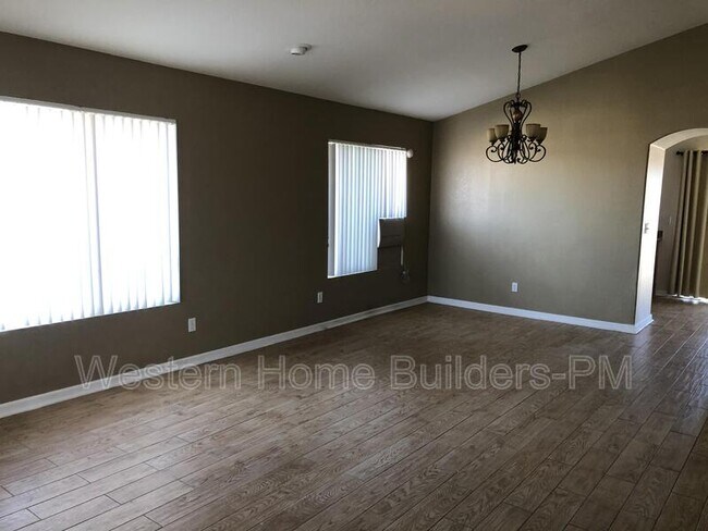 Foto del edificio - 6997-6949 49 Palms Ave