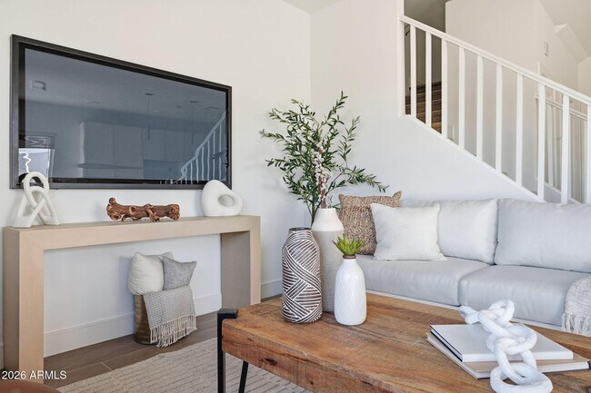 Foto del edificio - 8137 E Brown Rd