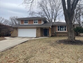 Building Photo - 9500 Valdez Dr