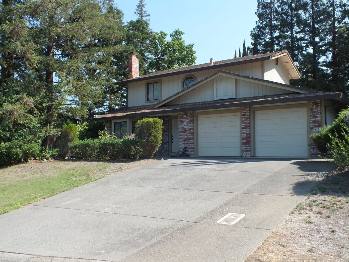 Primary Photo - Folsom Willow Creek 3/2.5 $2995