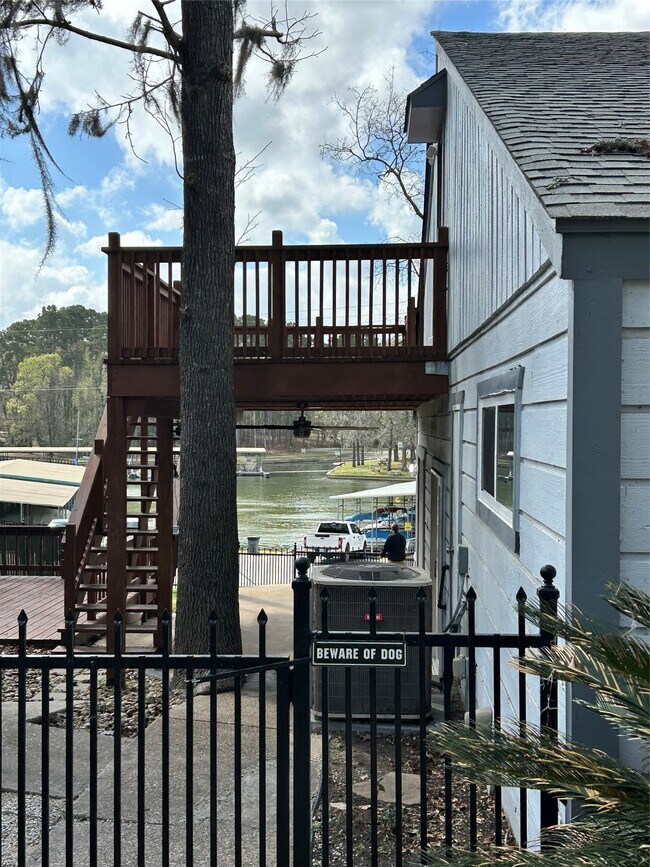 Foto del edificio - 30 Harbour Ln