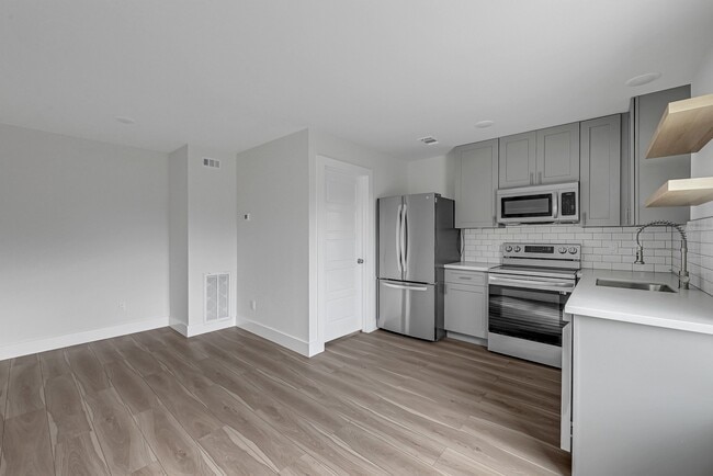 Foto del edificio - 5621 Eskridge St