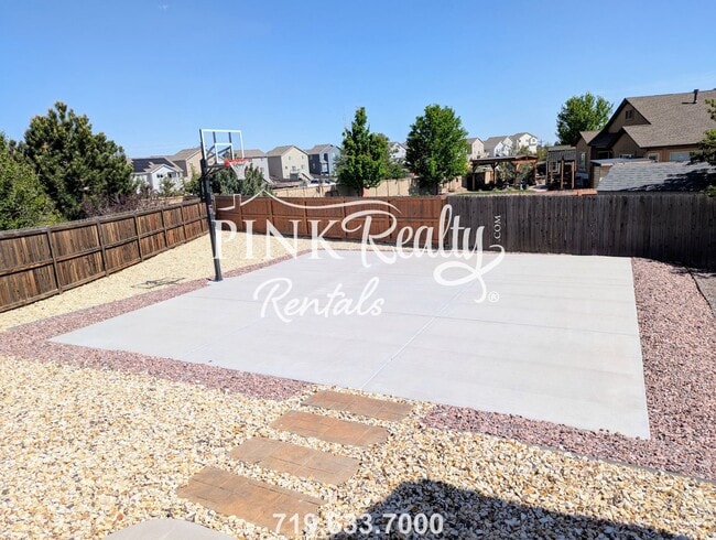 Building Photo - 7695 Wrangler Ridge Dr