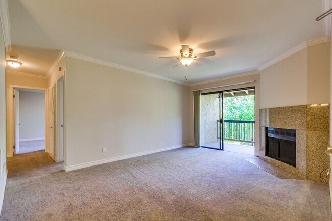 Foto del edificio - 2 Bedroom, 2 Bath Top Floor Condo in Ranch...