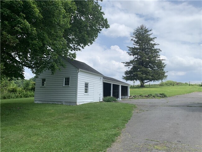 Foto del edificio - 162 Beaver Valley Rd
