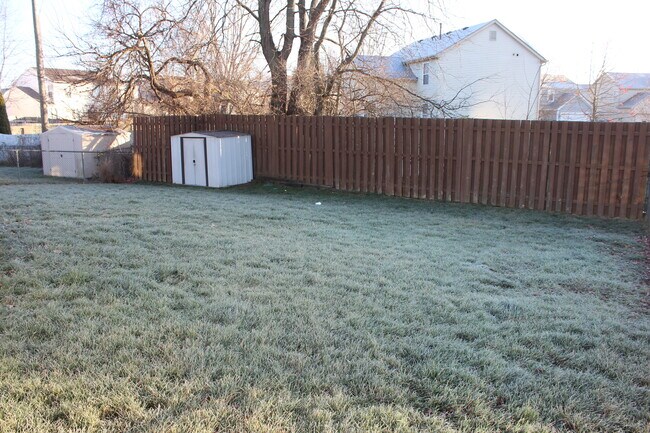 Building Photo - 3270 Gurtis Dr