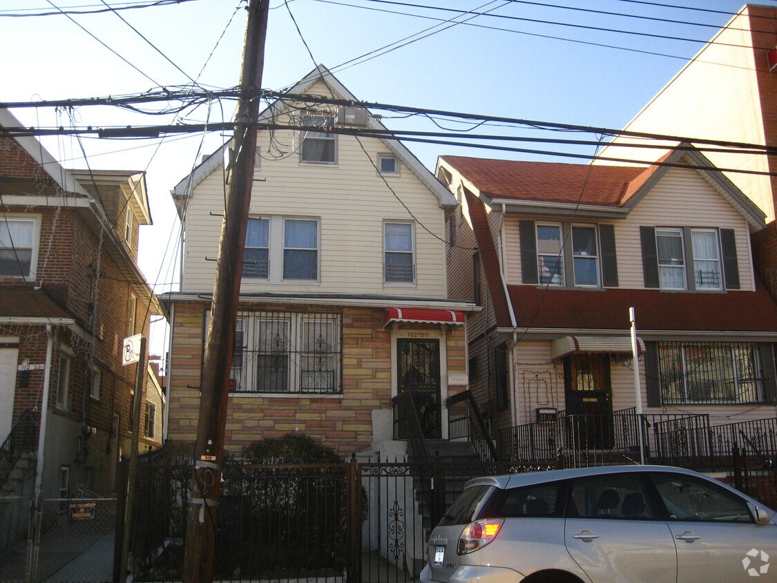 Primary Photo - 112-20 39th Ave