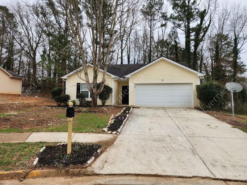 325 Bridgeport Ln, Monroe, GA 30655 House Rental in Monroe, GA
