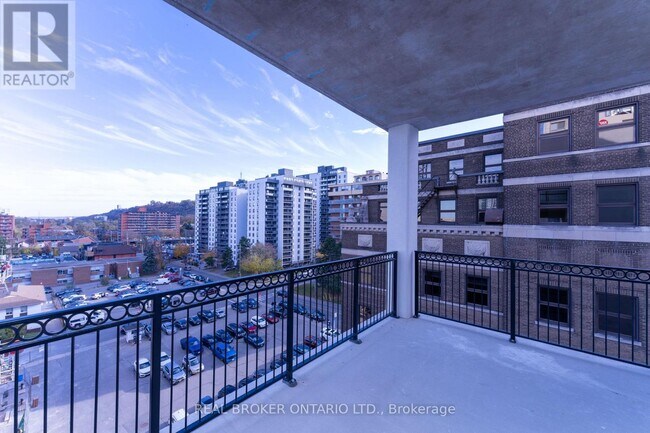 Building Photo - 169-169 James St S