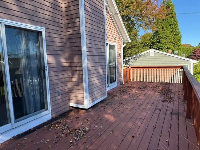 Building Photo - 43 Maywood Rd