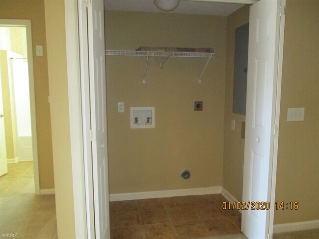 Building Photo - 2 br, 2 bath  - 164 Reese Way
