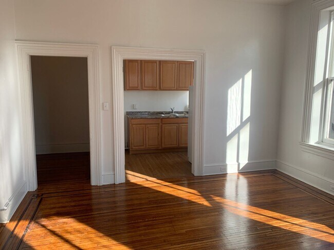 Foto del edificio - Available Now! York City SD