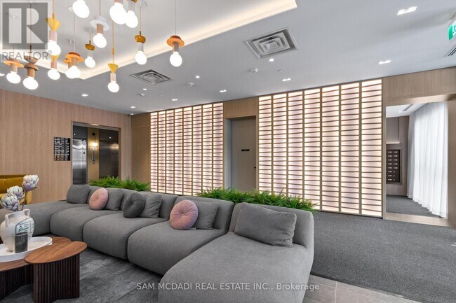 Photo du bâtiment - 750 Whitlock Ave