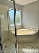 Building Photo - 17531 Cherry Ridge Ln