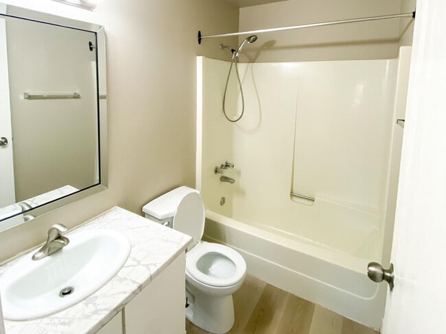 Building Photo - University Valley Apartments I & II