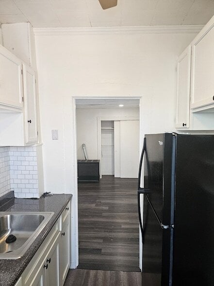 Foto del edificio - 1116 N Main St