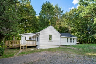 Building Photo - 316 Jinny Hill Rd