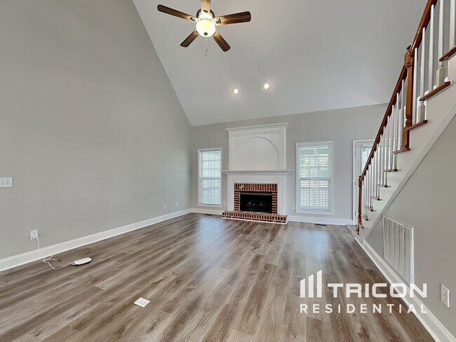 Building Photo - 11 Windermere Bend NW
