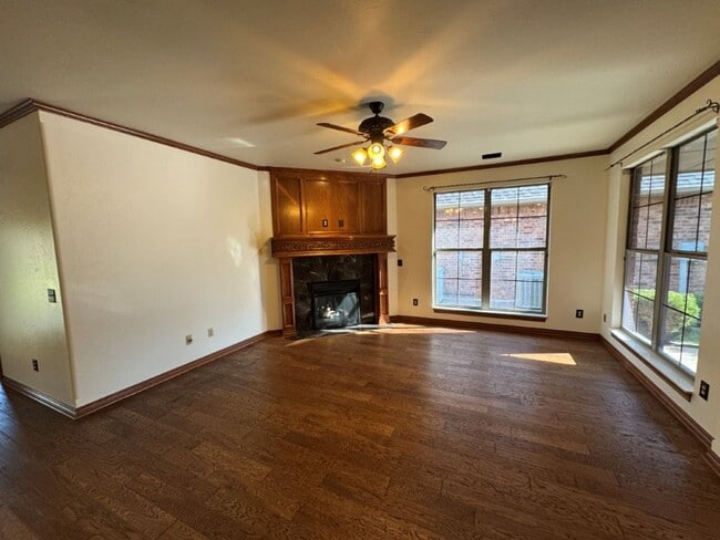 Building Photo - Stunning 3 bed in immaculate community, NO mowing, neighborhood pool, and GATED entry!