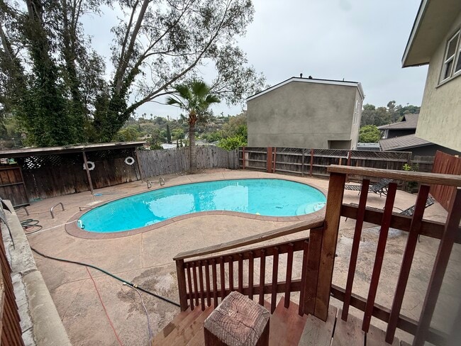 Building Photo - 4951 Campanile Dr