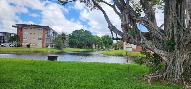 Foto del edificio - 3061 NW 47th Terrace