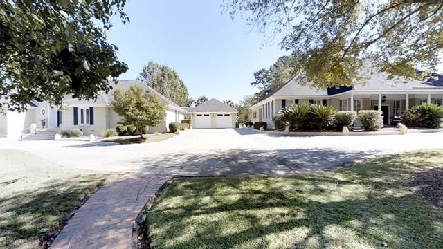 Building Photo - 2310 Winchester Dr