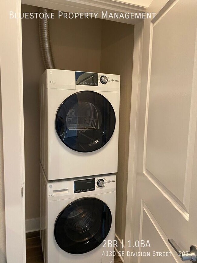 Foto del edificio - 4130 SE Division St