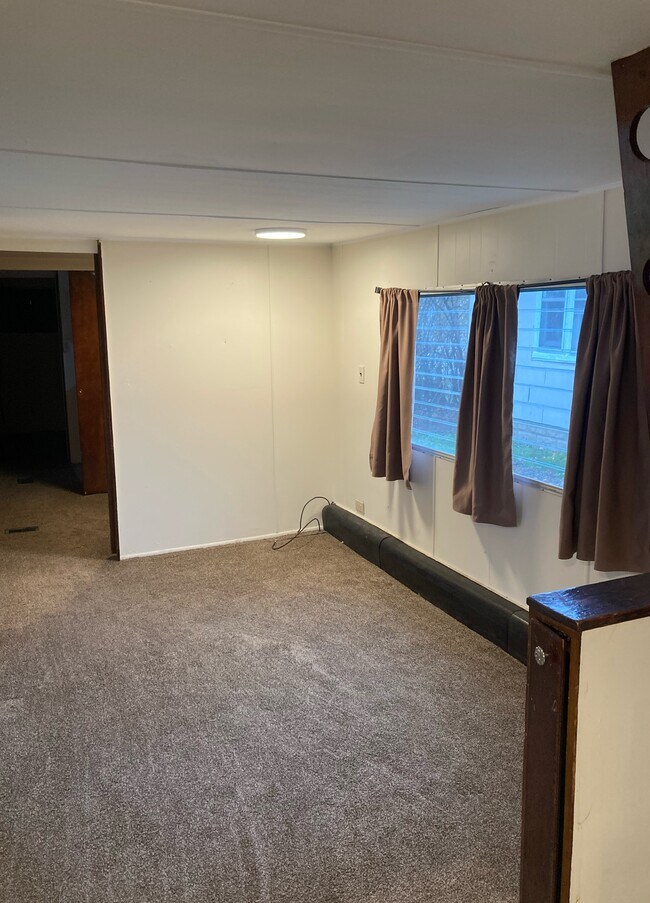 Foto del edificio - 2006 E Prospect Rd