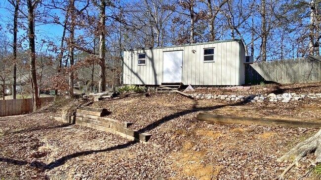 Building Photo - 206 Stonecliff Drive