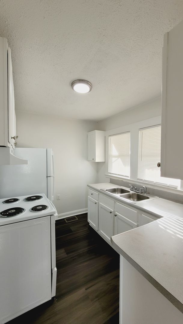 Foto del edificio - 3 Bedroom, 1 bathroom Home for Rent in Pla...