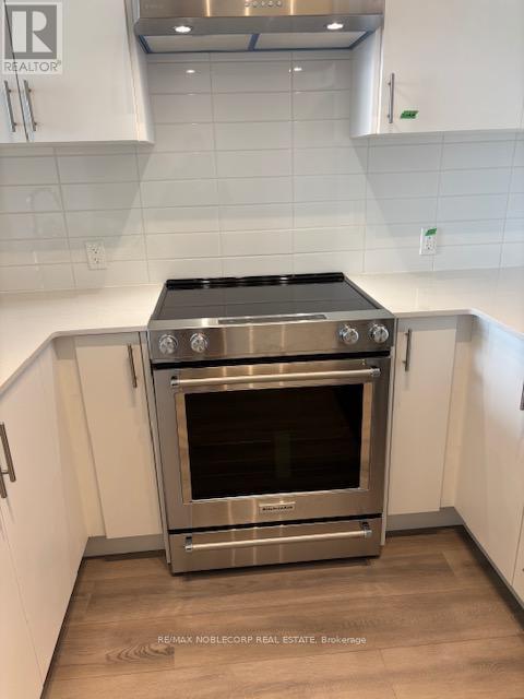 Photo du bâtiment - 8960 Jane St