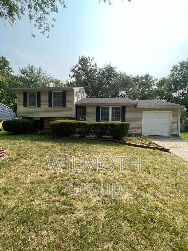 Primary Photo - 11227 Whistler Dr