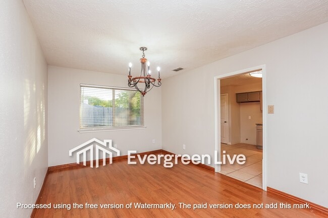 Building Photo - 11731 Yearling Dr