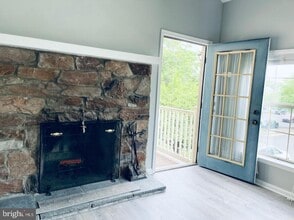 Building Photo - 206 Remington Ct
