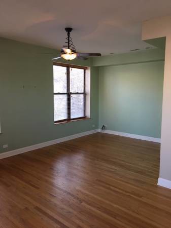 Foto del edificio - 958 N Leavitt St